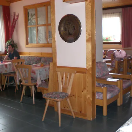 Otel Croce Bianca 3*