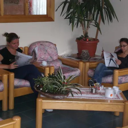Hotel Croce Bianca 3*